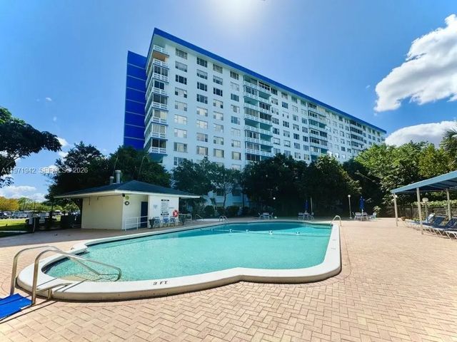2 of 23 - 4001 Hillcrest Drive #909, Hollywood, FL