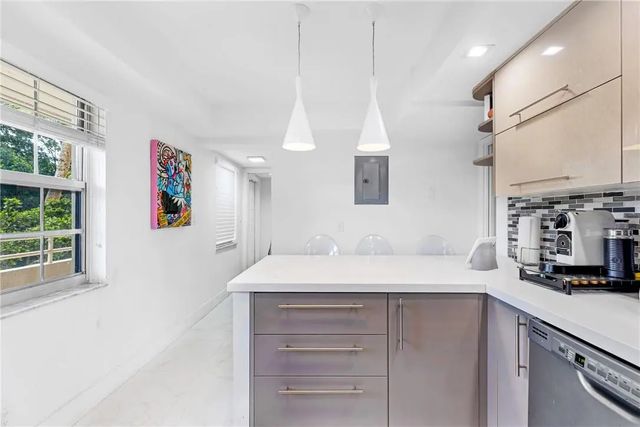 3 of 22 - 805 Cypress Boulevard #210, Pompano Beach, FL