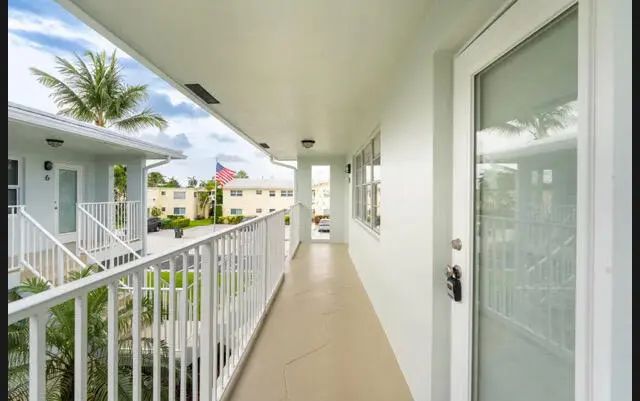 2 of 5 - 2737 Ne 28th Street #9w, Lighthouse Point, FL