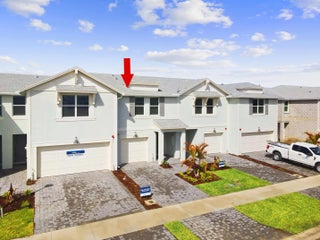 Photo of Listing #R11166741