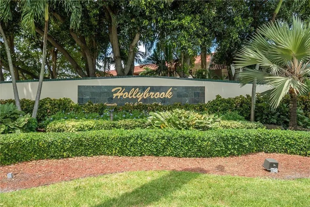 8900 Washington Boulevard #416, Pembroke Pines