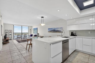 Photo of Listing #R11166768