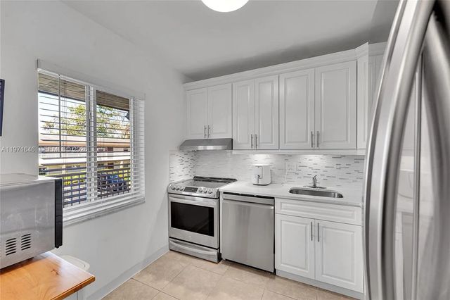 3 of 21 - 650 Nw 80th Terrace #206, Margate, FL