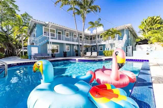 2617 Ne 13th Court, Fort Lauderdale