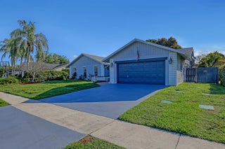 Photo of Listing #R11166796