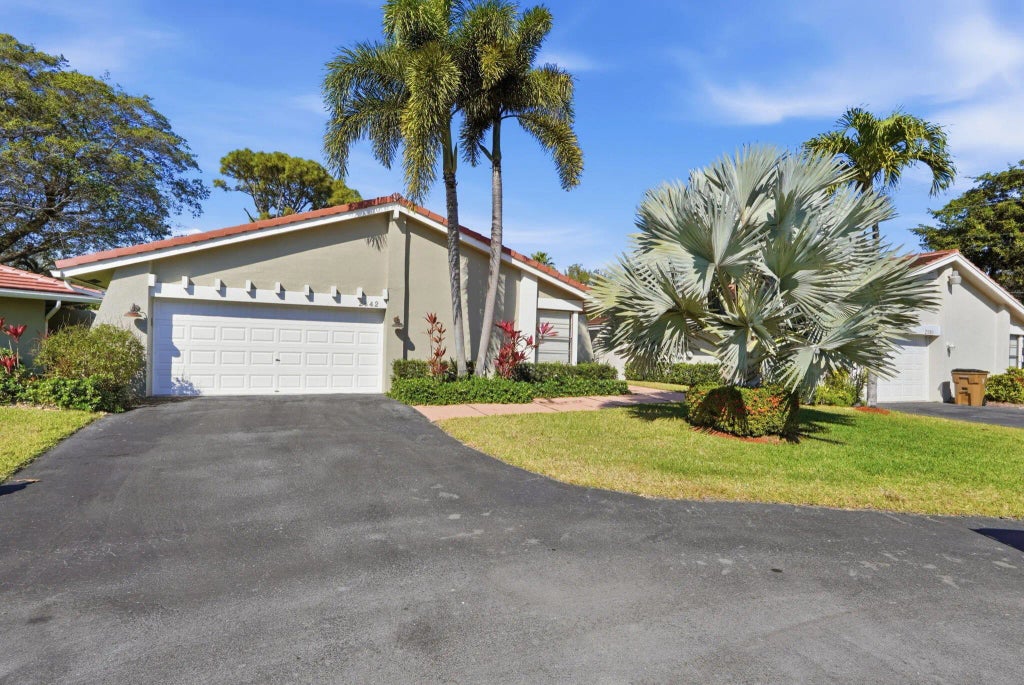 2842 Kelly Brooke Lane, Deerfield Beach