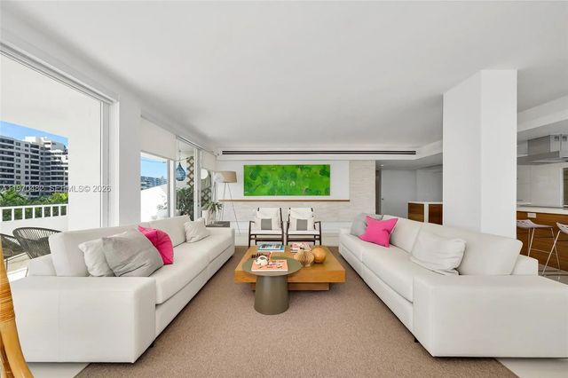 5 of 38 - 199 Ocean Lane Drive #401, Key Biscayne, FL