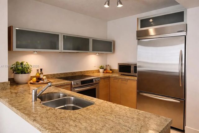 4 of 20 - 16275 Collins Avenue #2603, Sunny Isles Beach, FL