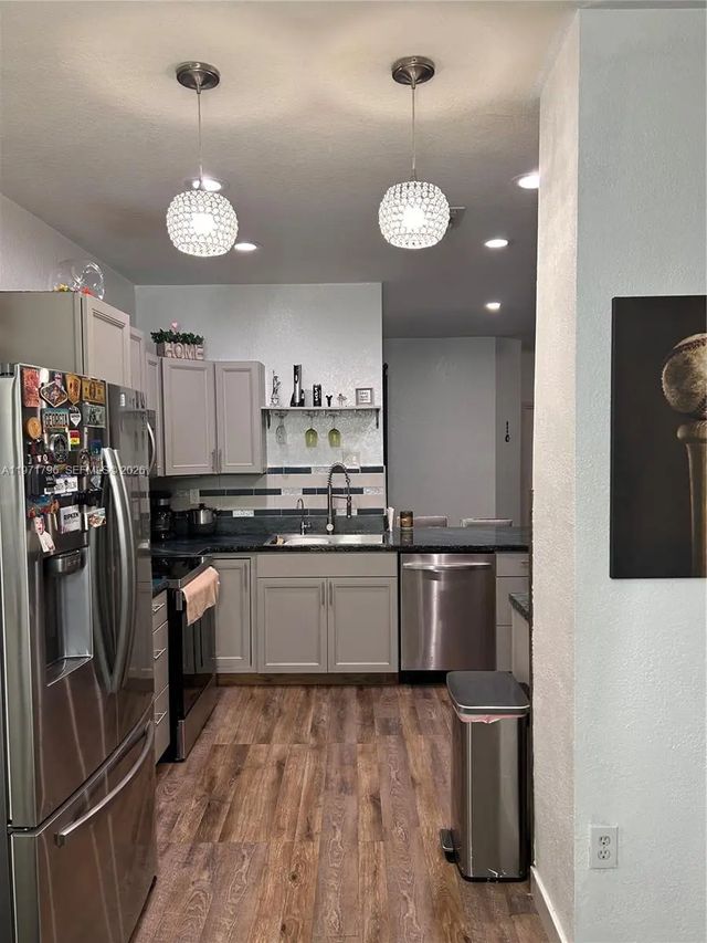 4 of 16 - 13950 Sw 276th Street, Homestead, FL