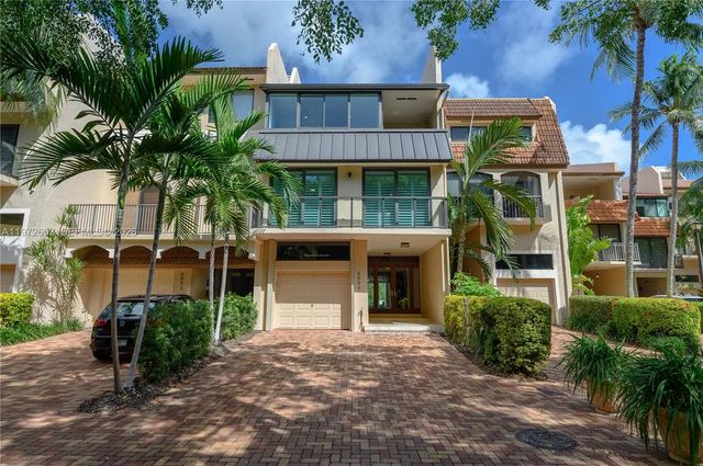 5990 Paradise Point Drive, Palmetto Bay