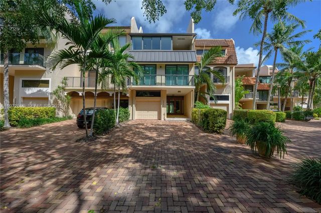4 of 83 - 5990 Paradise Point Drive, Palmetto Bay, FL