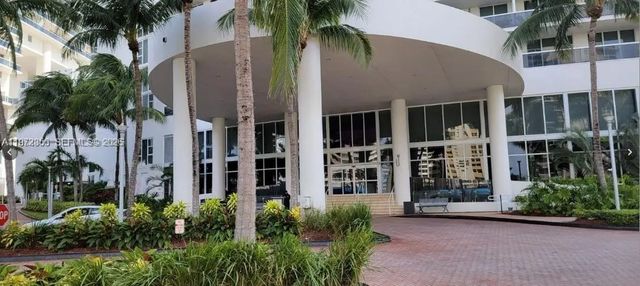 4 of 66 - 1850 S Ocean Drive #3007, Hallandale Beach, FL