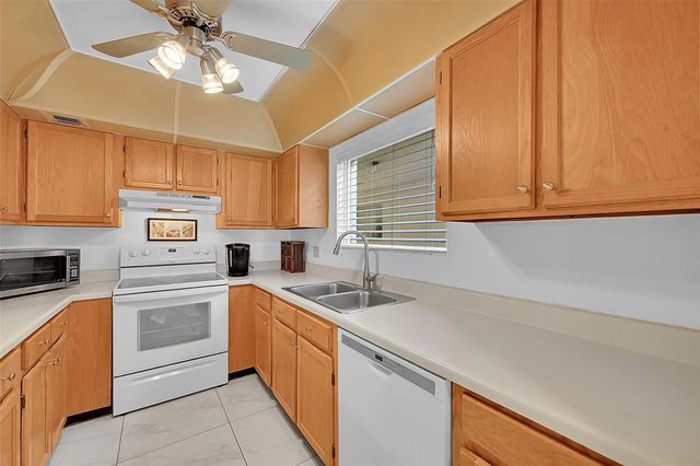 3 of 31 - 111 Deer Creek Boulevard #108, Deerfield Beach, FL