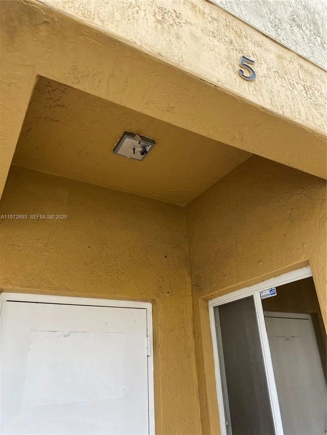 2 of 11 - 2431 W 80th Street #5-c, Hialeah, FL
