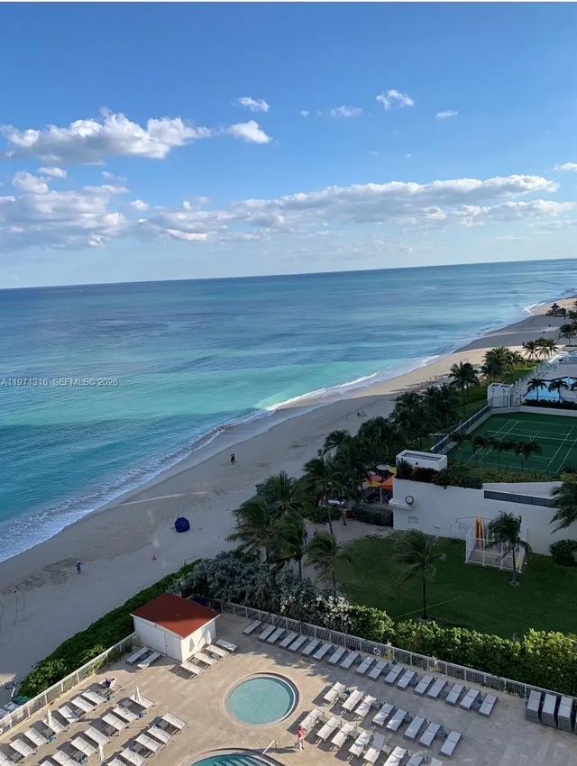 2 of 14 - 19201 Collins Avenue #1011, Sunny Isles Beach, FL
