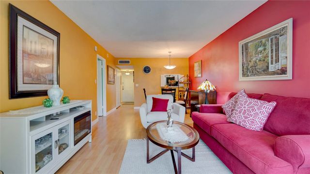 3150 Holiday Springs Boulevard #311, Margate