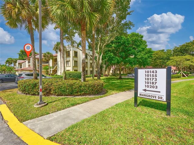 10143 Mangrove Drive #303, Boynton Beach