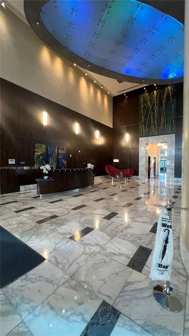 2 of 21 - 185 Sw 7th Street #2202, Miami, FL
