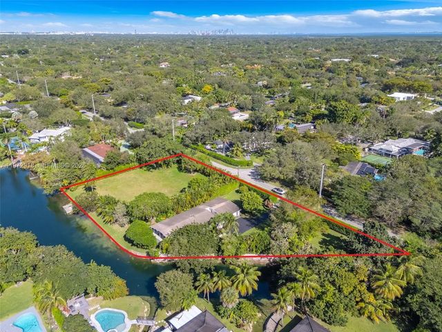 12950 Sw 67th Avenue, Pinecrest