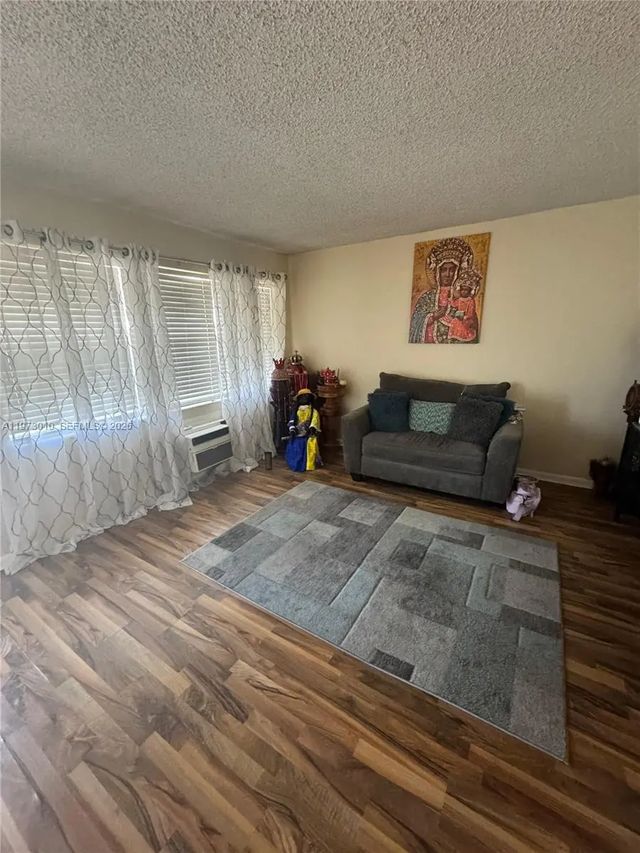 2 of 12 - 142 Northampton G #142, West Palm Beach, FL