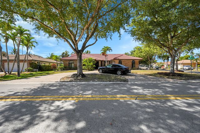 5172 Nw 84th Road, Coral Springs