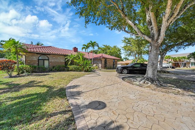 2 of 38 - 5172 Nw 84th Road, Coral Springs, FL