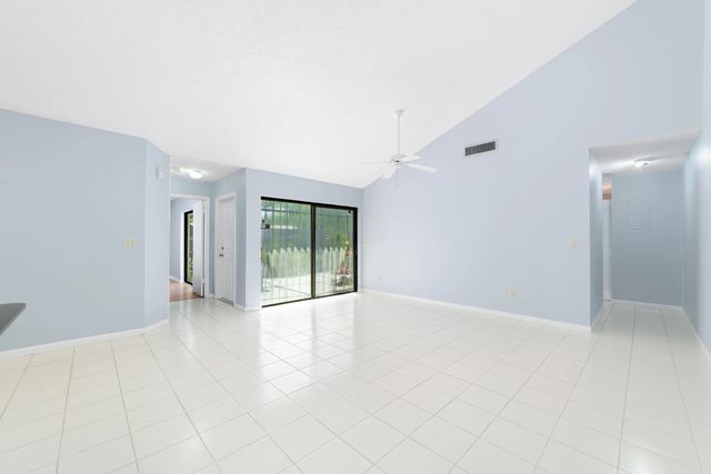 4 of 38 - 1139 Summit Trail Circle #a, West Palm Beach, FL