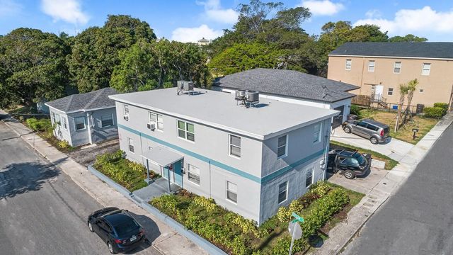2 of 39 - 1913 Division Avenue, West Palm Beach, FL