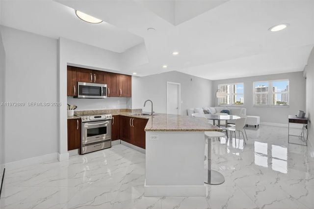 2 of 50 - 20000 E Country Club Drive #714, Aventura, FL