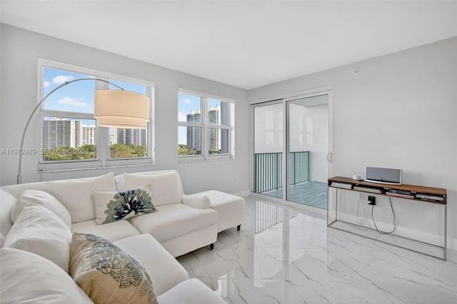4 of 50 - 20000 E Country Club Drive #714, Aventura, FL