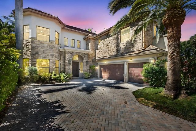 3 of 87 - 10468 Trianon Place, Wellington, FL