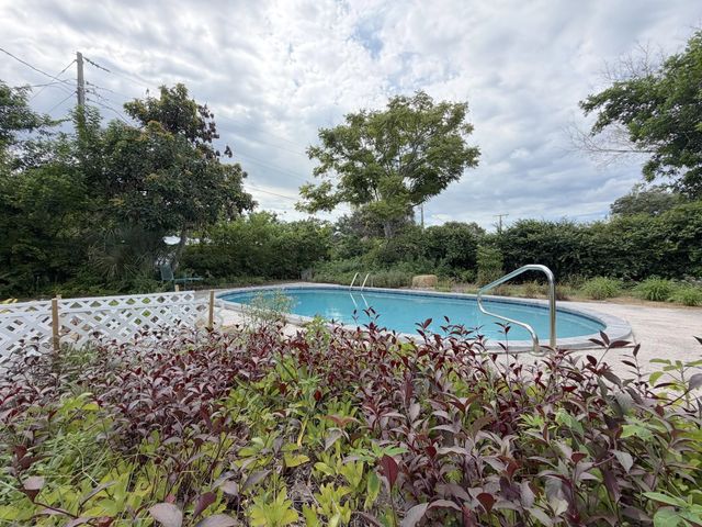 2 of 39 - 45 1st Court Sw, Vero Beach, FL
