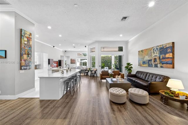5 of 49 - 1623 Blue Jay Circle, Weston, FL