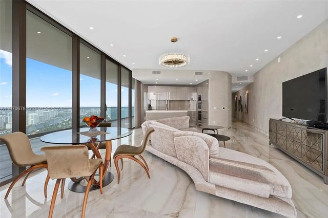 3 of 42 - 18975 Collins Avenue #4505, Sunny Isles Beach, FL