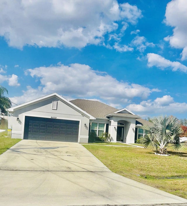 Photo of Listing #R11167135