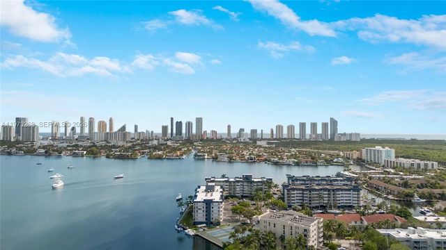4 of 21 - 16385 Biscayne Boulevard #1502, North Miami Beach, FL
