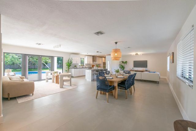 5 of 35 - 16670 Sw 90th Avenue, Palmetto Bay, FL