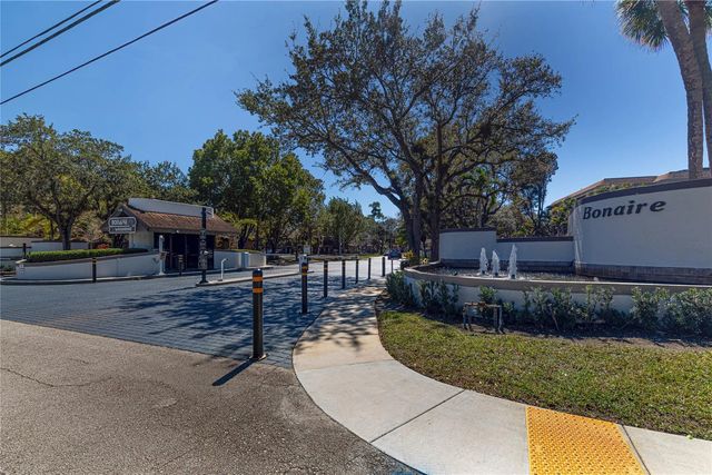 4 of 47 - 7653 Nw 79th Avenue #114, Tamarac, FL