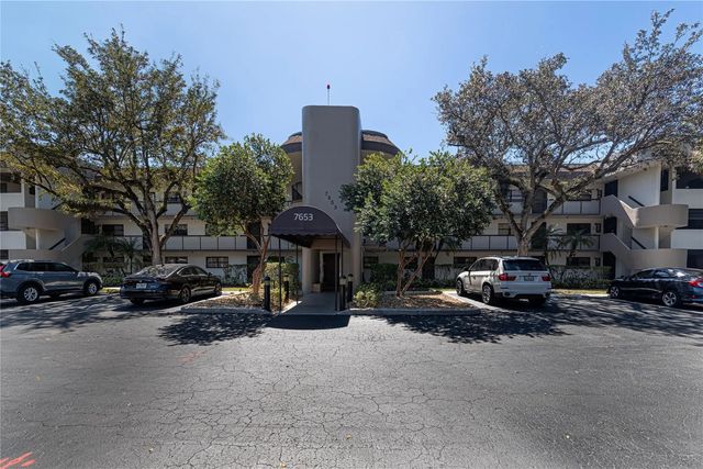 5 of 47 - 7653 Nw 79th Avenue #114, Tamarac, FL