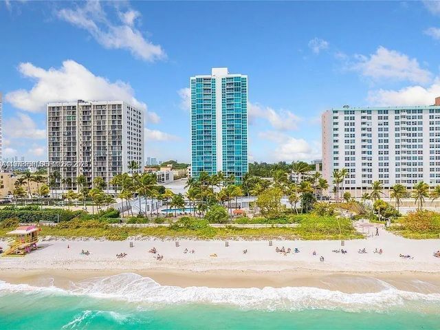 3 of 45 - 2655 Collins Avenue #1404, Miami Beach, FL