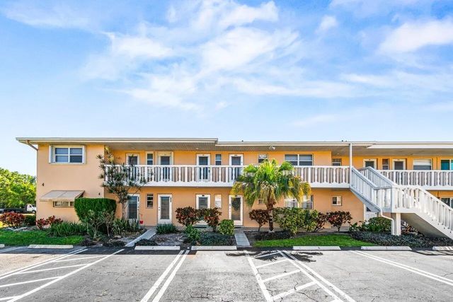2121 Ne 1st Court #202, Boynton Beach