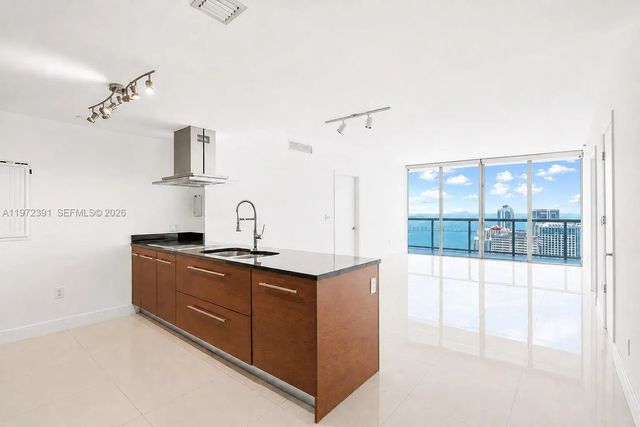 4 of 53 - 495 Brickell Avenue #4705, Miami, FL