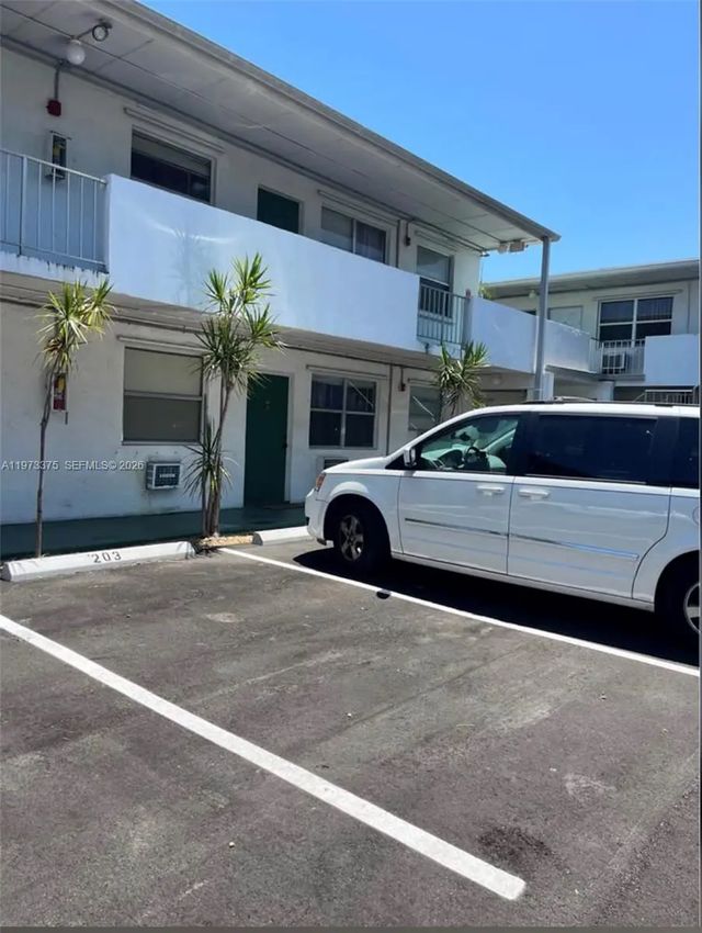 Photo of 3211 Sw 44Th Street #117, Dania Beach FL