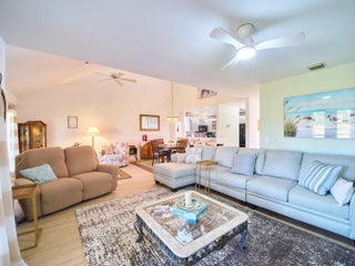 Photo of Listing #R11167244