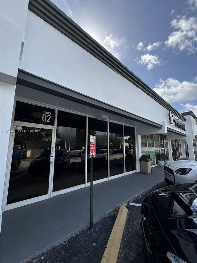 3 of 19 - 5200 N Federal Highway #2, Fort Lauderdale, FL