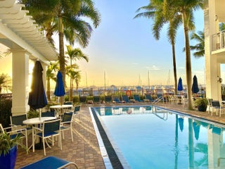 Photo of Listing #R11167266