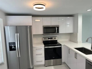 Photo of Listing #F10554936