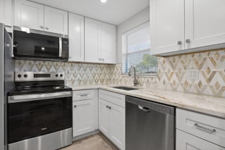 Photo of Listing #R11167271