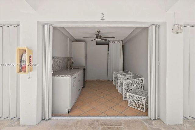 3 of 11 - 4925 Collins Avenue #cu2, Miami Beach, FL