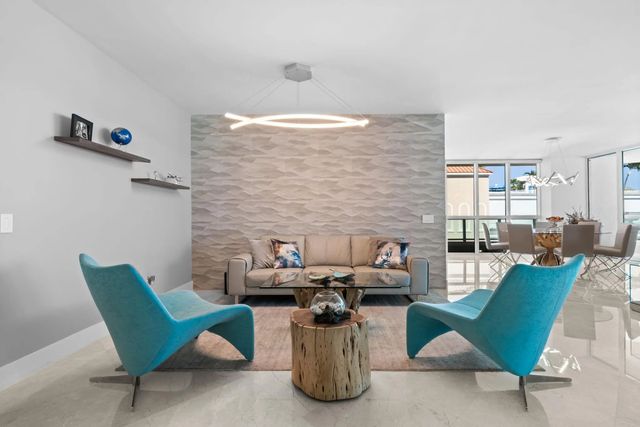 4 of 35 - 101 S Fort Lauderdale Beach Boulevard #705, Fort Lauderdale, FL